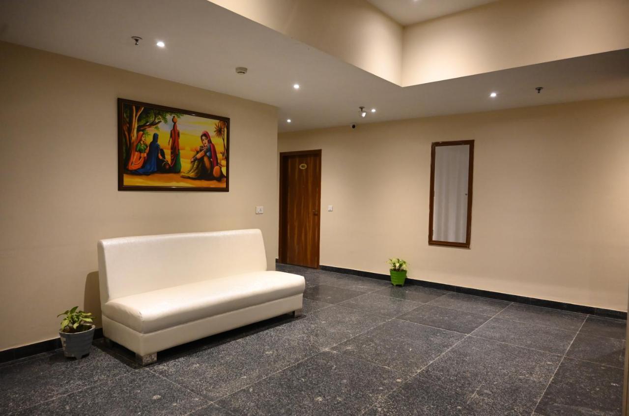 Neel Clarks Inn Express Agra  Exterior foto
