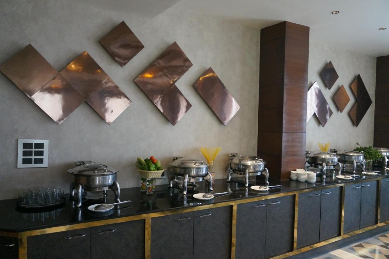 Neel Clarks Inn Express Agra  Exterior foto