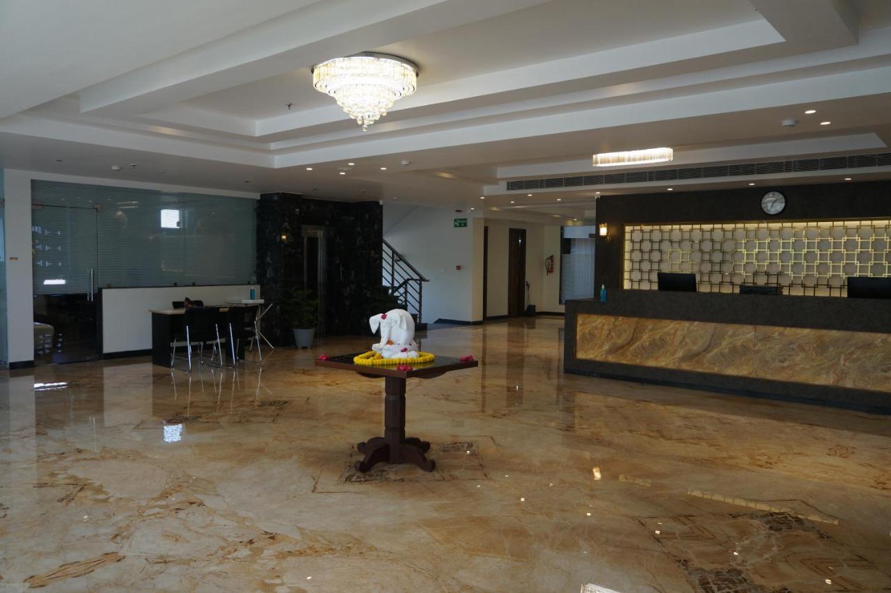Neel Clarks Inn Express Agra  Exterior foto
